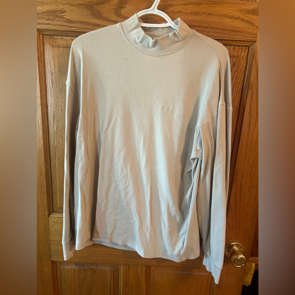 High neck t